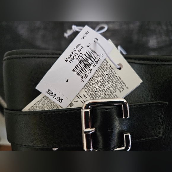 NWT Girls Size 5 Gap Moto Boots - Picture 3 of 4